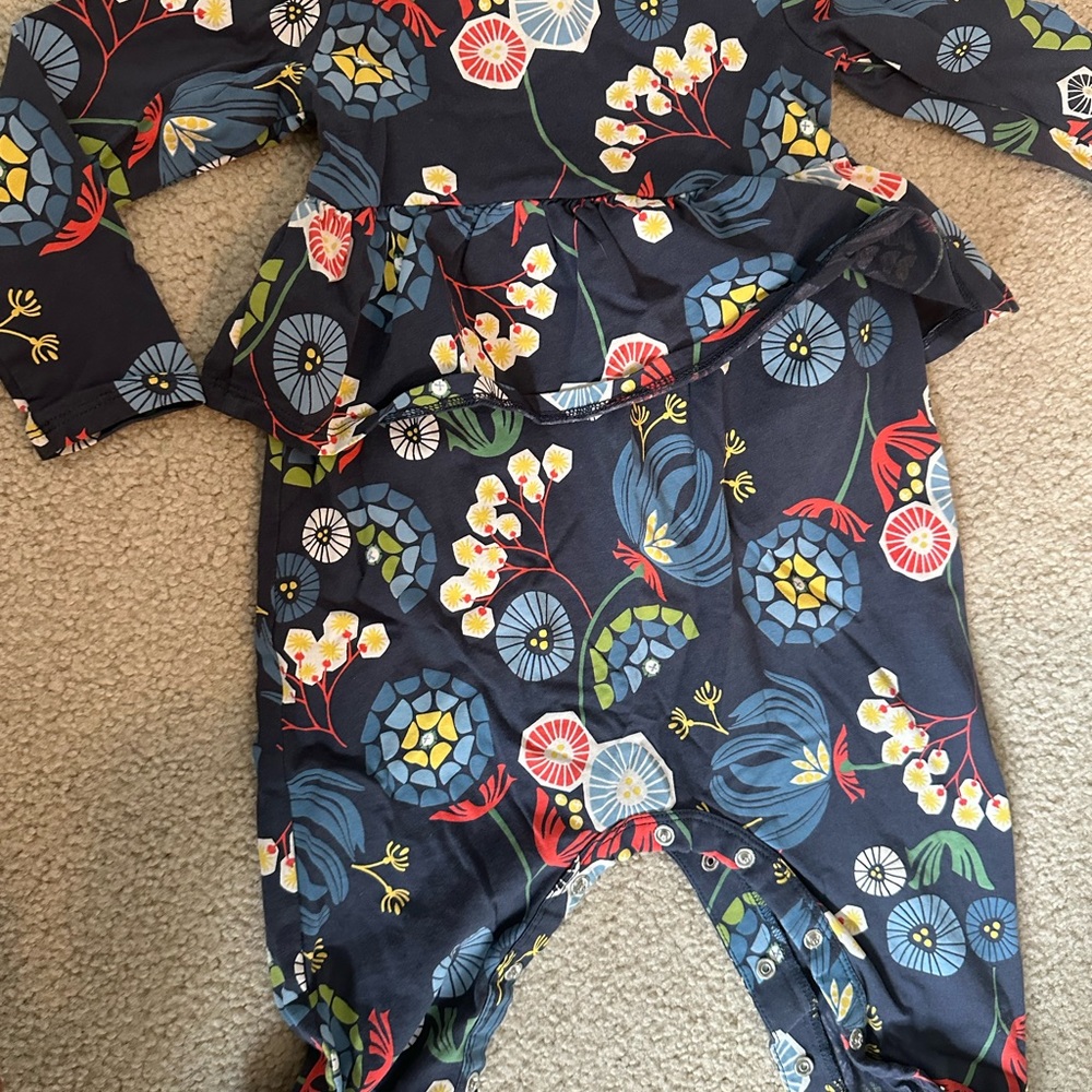 Tea Collection Romper Set - Picture 5 of 7